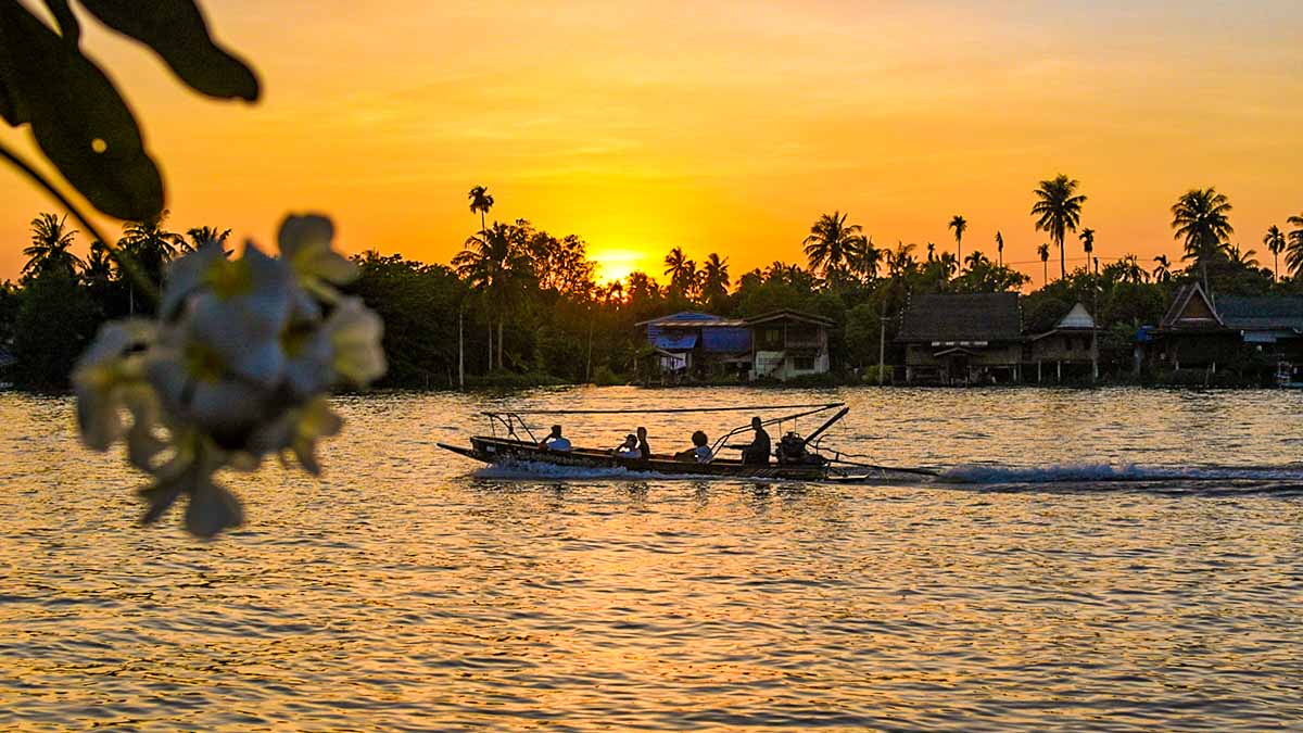 Somdul Agroforestry, Amphawa by the River - Cafe Hopping in Thailand