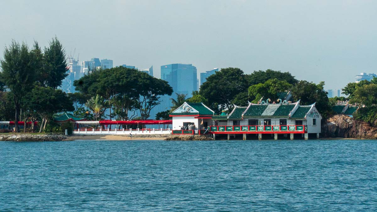 Kusu Island Temples - Southern Islands 