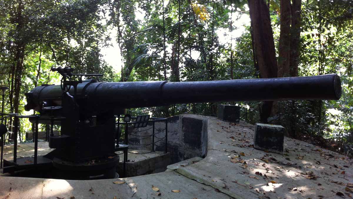 Gun Post at Labrador Nature Reserve - Fun date ideas in Singapore