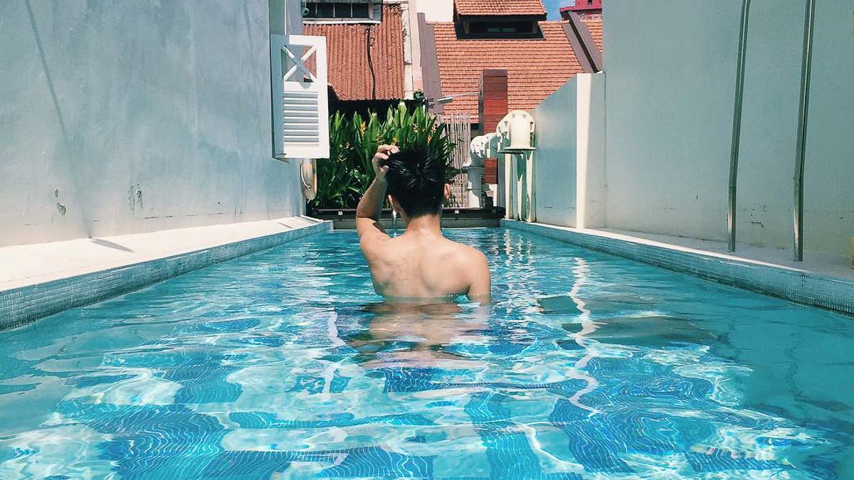 The Daulat Swimming Pool - Singapore Staycation Ideas