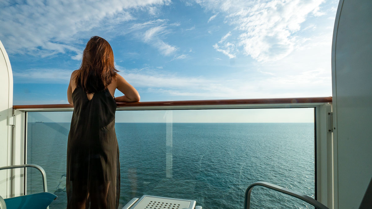 Balcony Deluxe Stateroom Balcony View - Genting World Dream Cruise to Nowhere