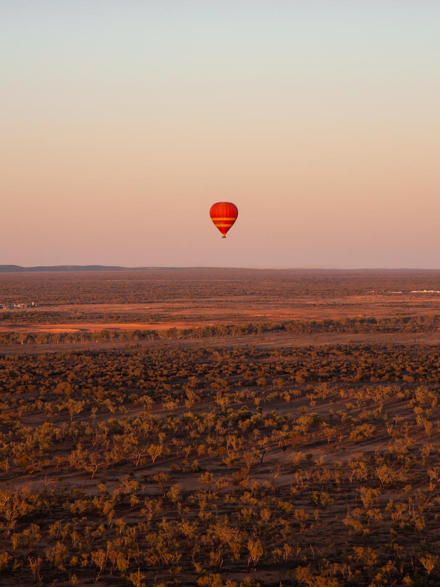 Hot Air Ballooning in Alice Springs - Best places to visit in Australia