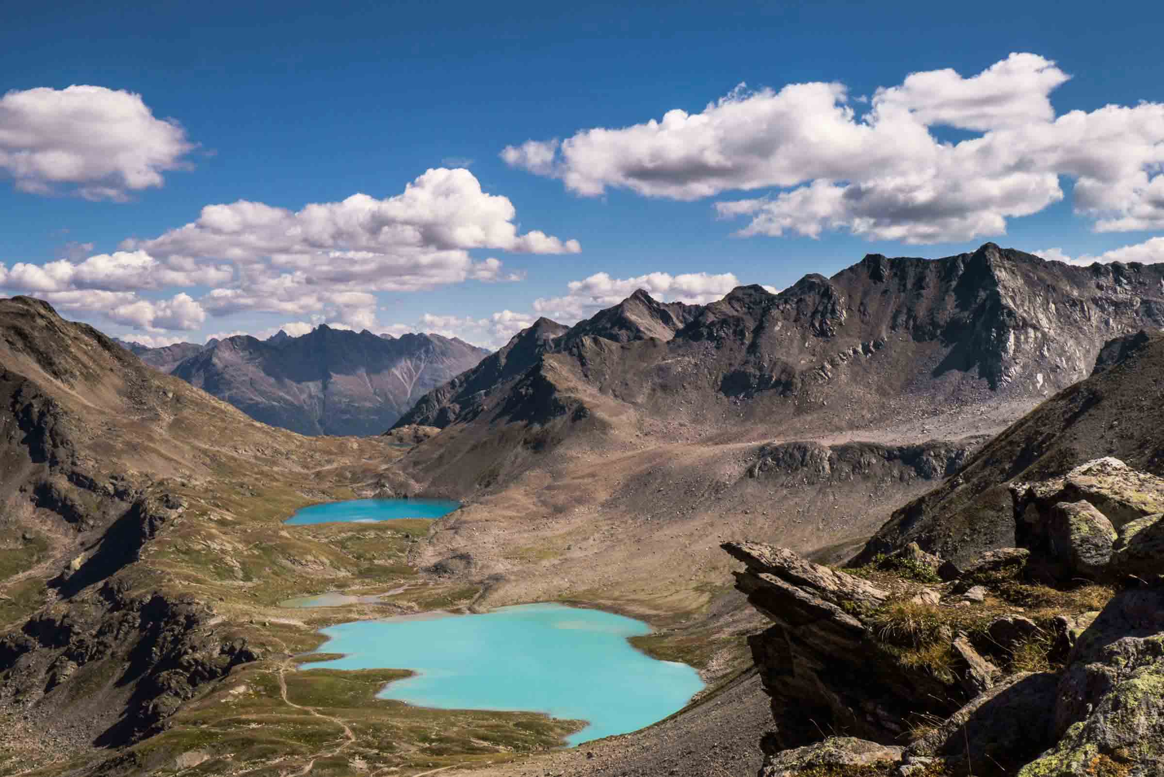 Jori Lakes - Hiking in Switzerland