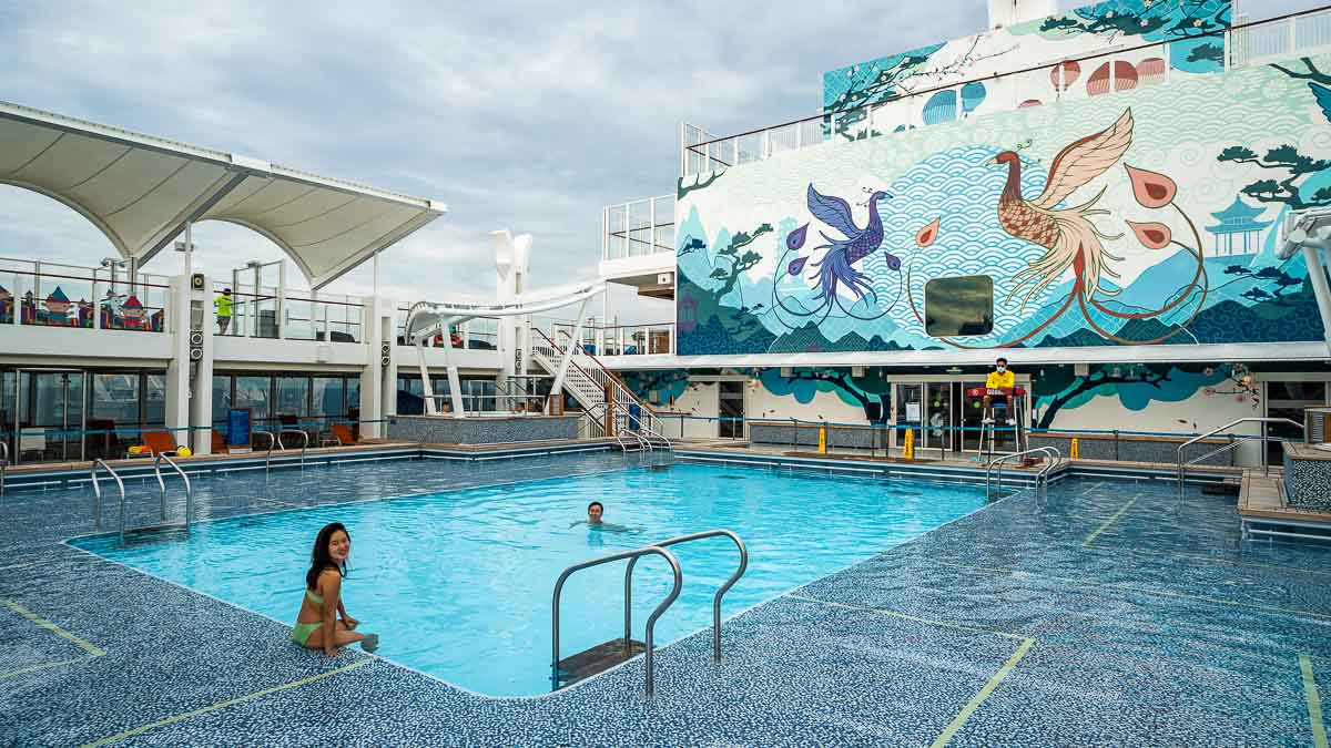 Main Pool Deck Genting World Dream Cruise to Nowhere - Between Singapore's islands