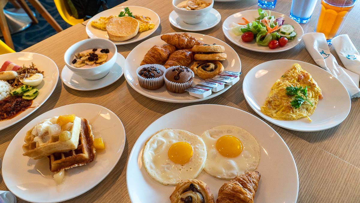 The Lido Breakfast - Things to eat on the Genting World Dream
