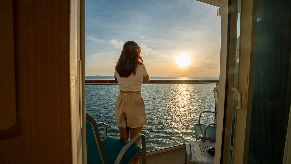 The Ultimate Cruise to Nowhere review: Royal Caribbean Cruise Vs Dream