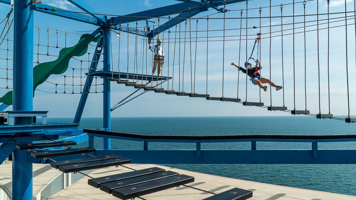 Zipline - Genting World Dream Cruise to Nowhere