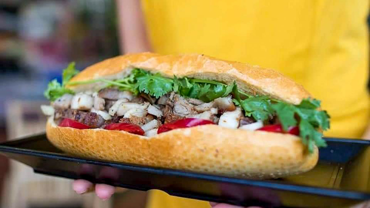 Co Hai Banh Mi - Places to Eat in Singapore