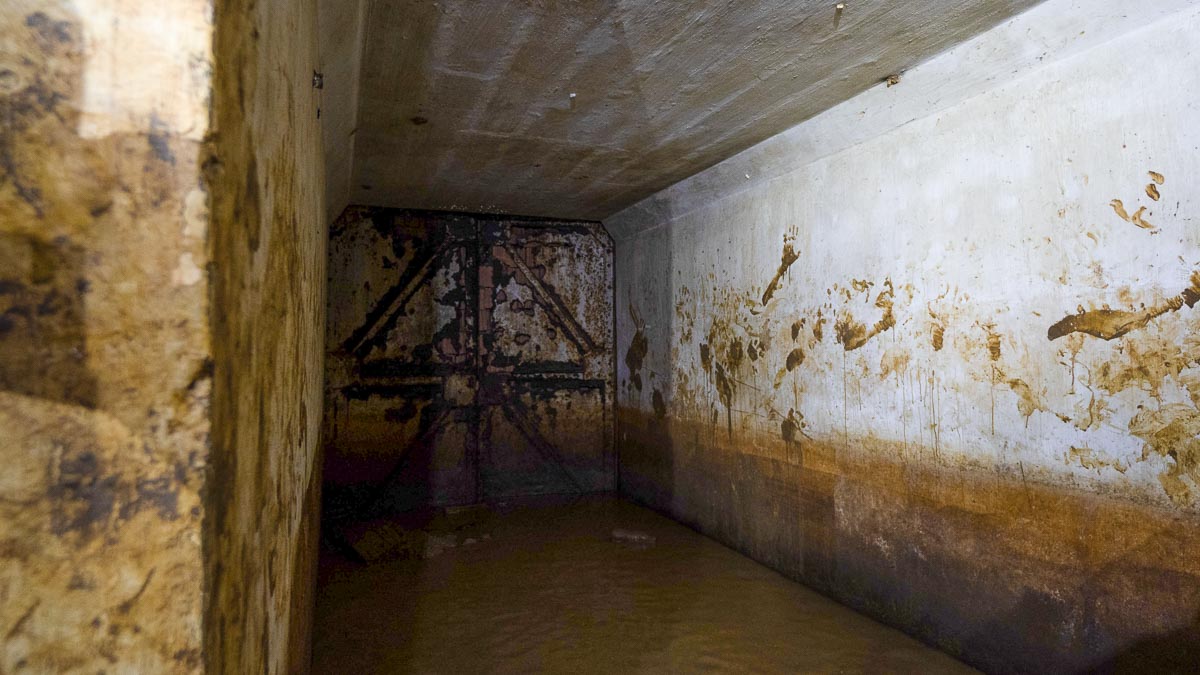Marsiling Tunnels South Entrance Muddy Handprints