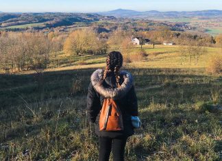 Winter Packing List For Students on Exchange — 7 Easily-Forgotten Essentials (According to University Seniors) Exchange Student in Europe - Packing List