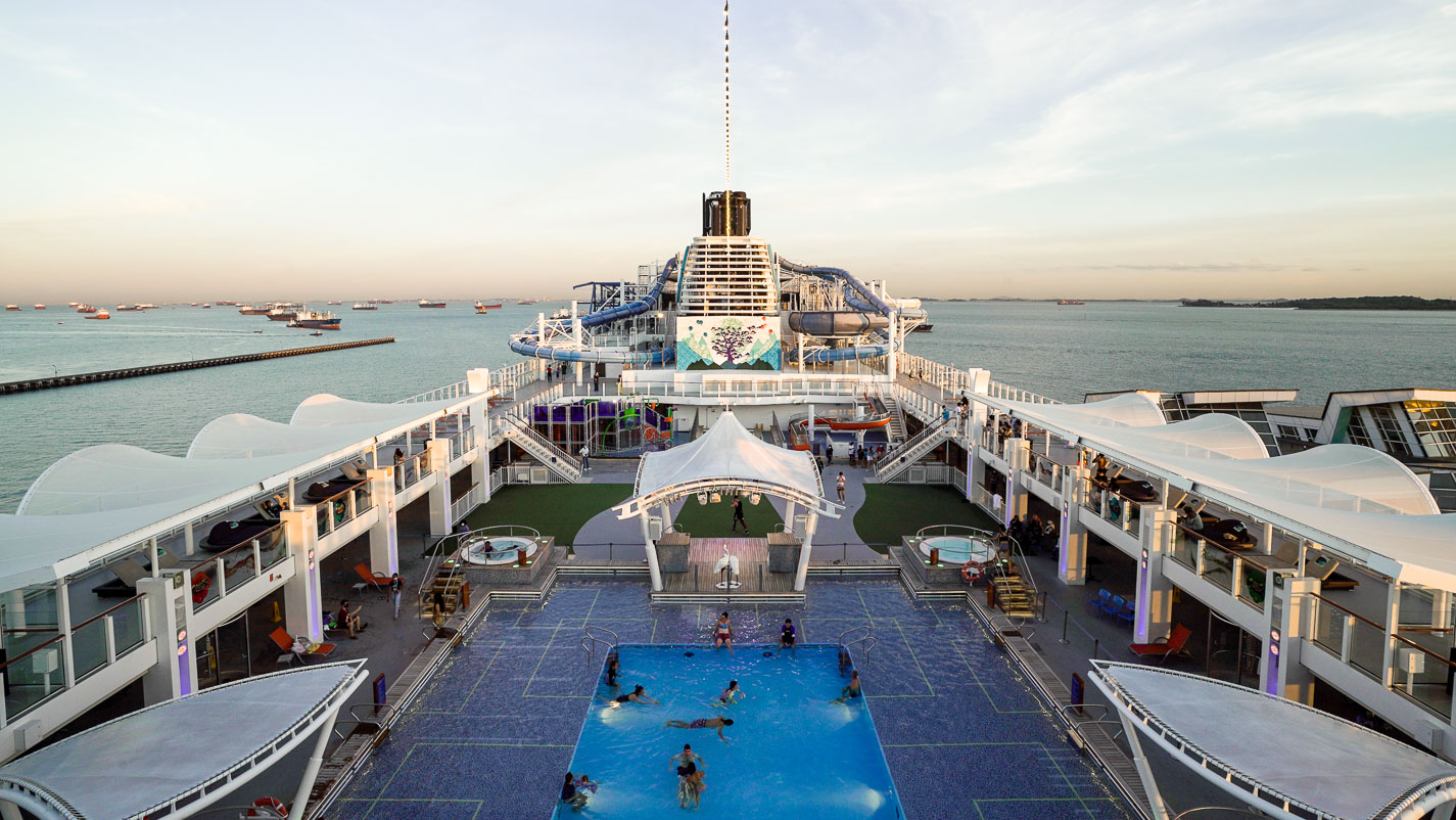 World Dream Ship Birds Eye View - Dream Cruise