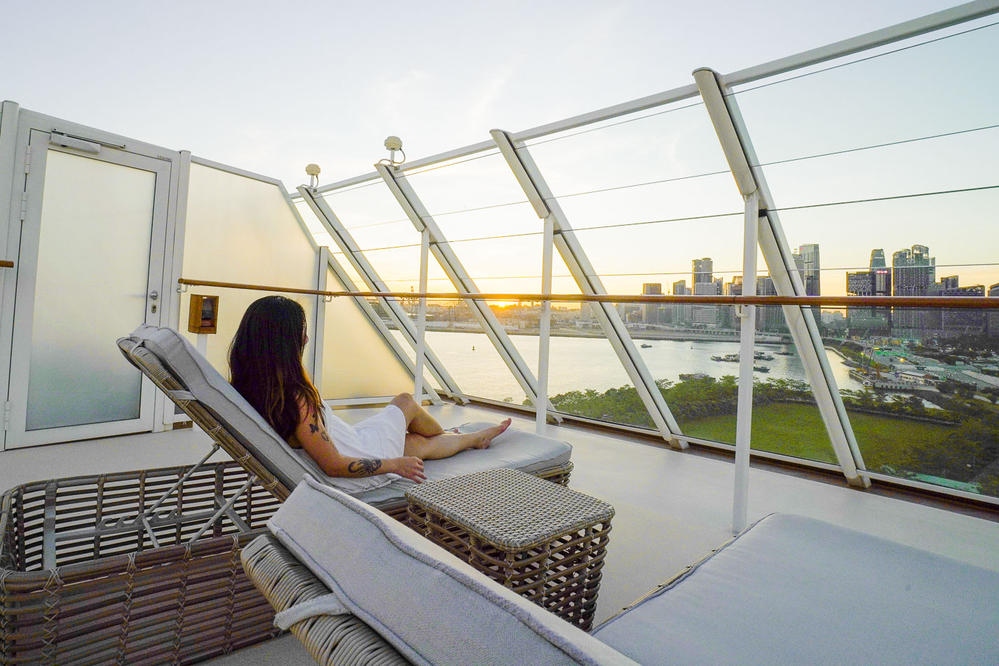 Private Sun Deck For VIP Members - Dream Cruise Palace