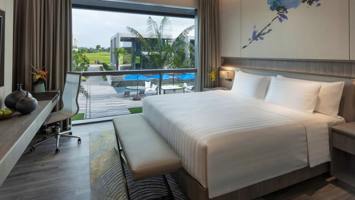 Dusit Thani Laguna Room - Staycation in Singapore