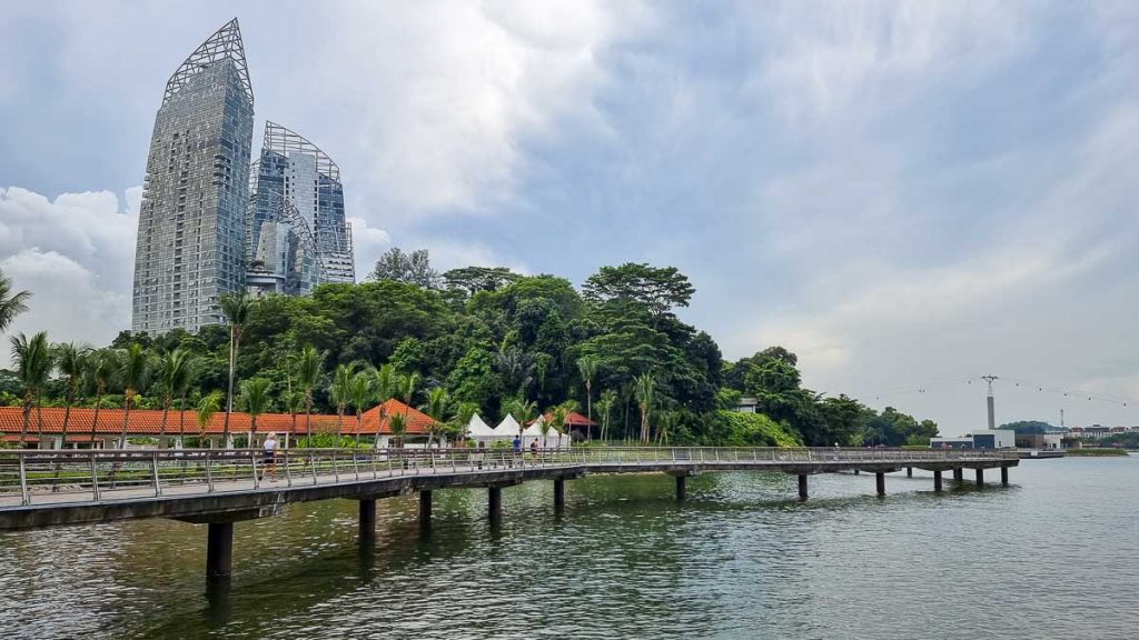 Bukit Chermin boardwalk - Labrador Park Guide