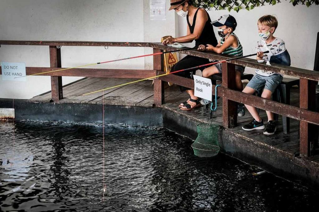 Fish@Bugis+ prawning - Alternative things to do in Singapore