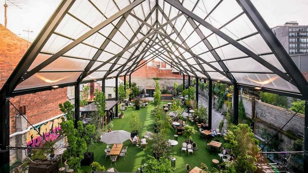 In The Hanging Garden Outdoor Dining - New Experiences in Australia