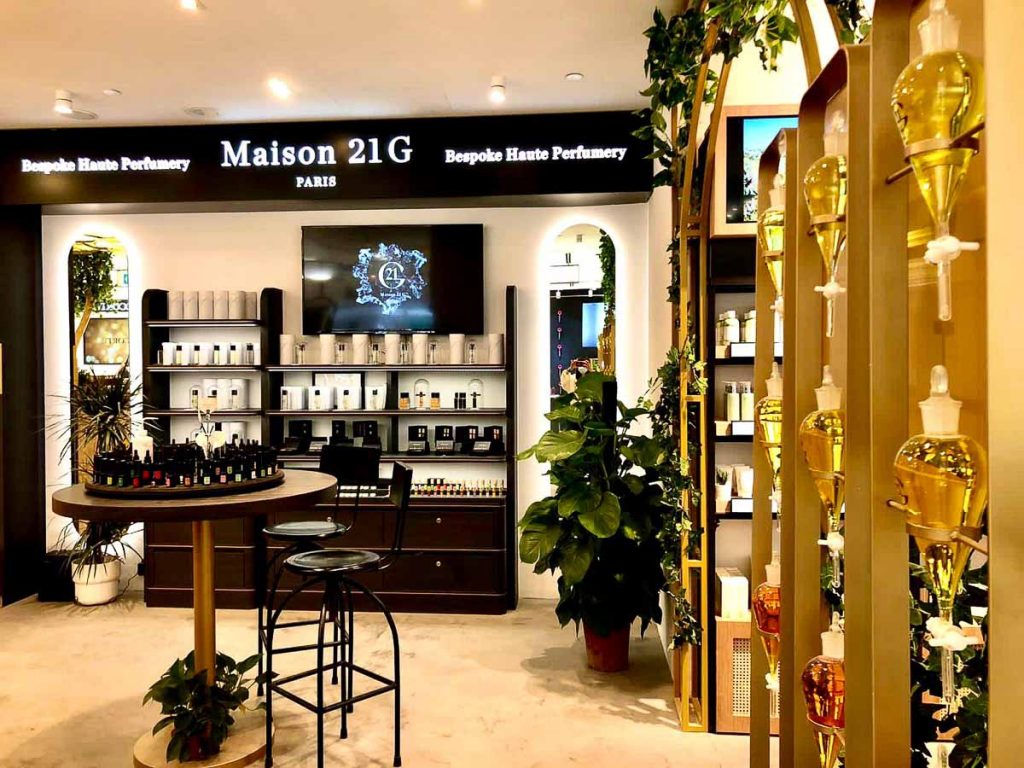 Maison 21G perfume workshop Bugis Junction BHG - Singapore daycation ideas