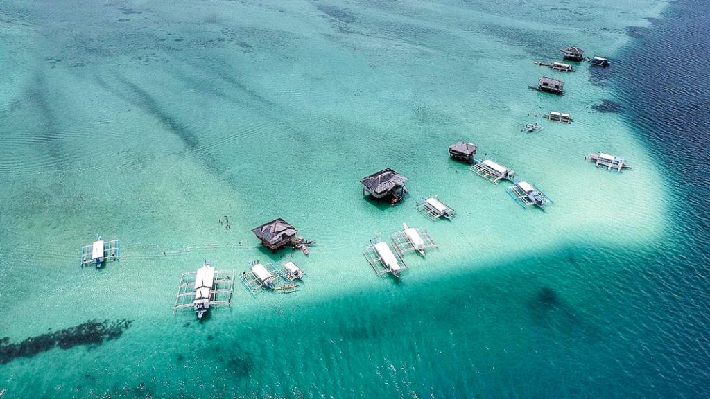 Manjuyod Sandbar at High Tide — Places Around the World 