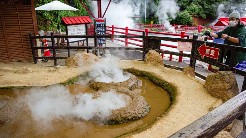 Muddy Hot Spring at Kamado Jigoku Oita