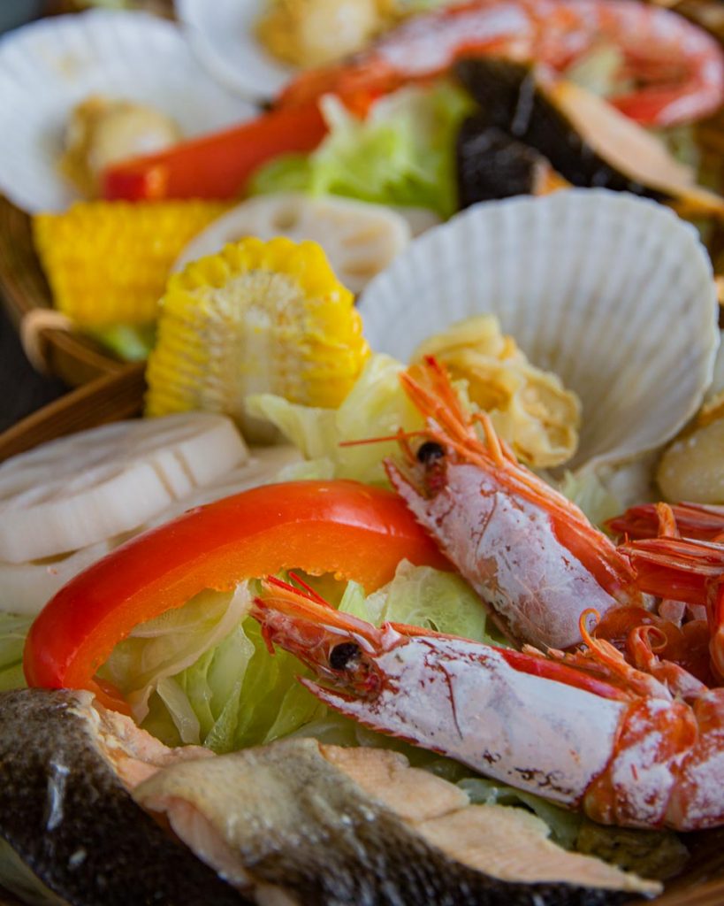 Seafood and Vegetables Cooked by Jigoku Mushi Hell-Steaming