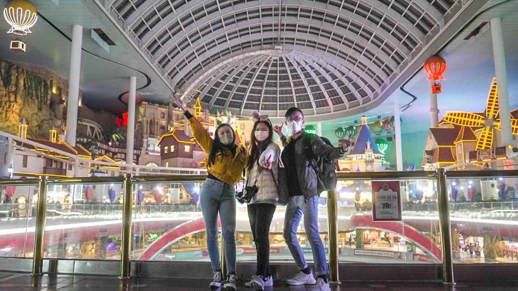Friends at Lotte World