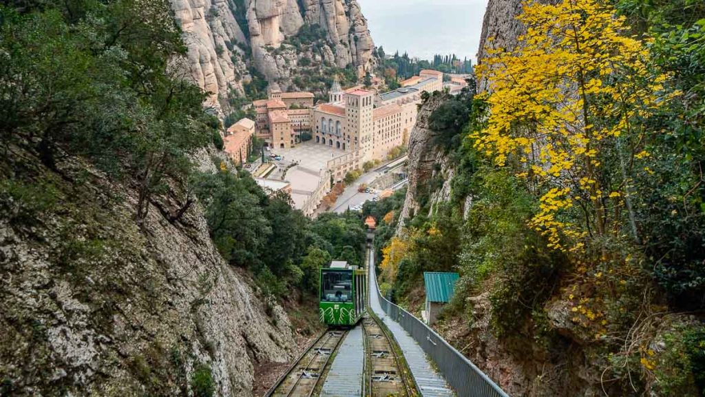 Montserrat Sant Joan Furnicular - Barcelona Itinerary