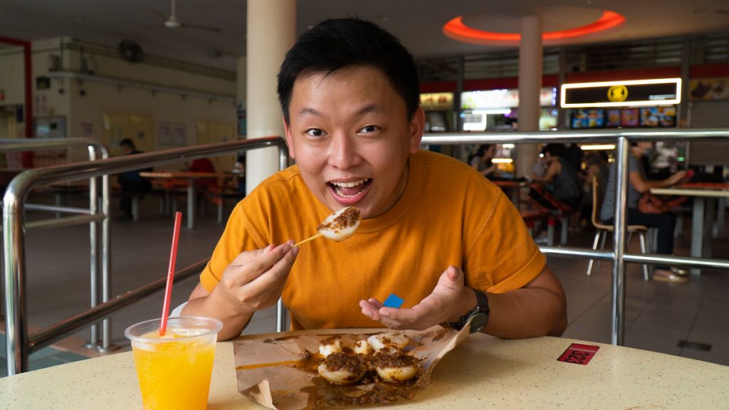Man Eating Shui Kueh - Tiong Bahru Singapore