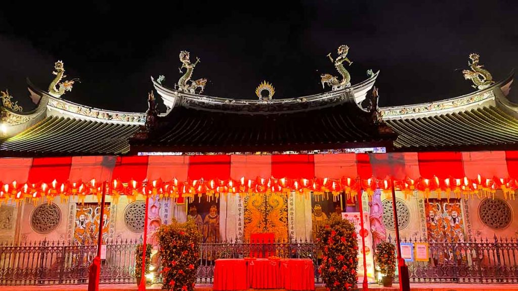 Shot of Thian Hock Keng Temple - Instagrammable spots in Singapore