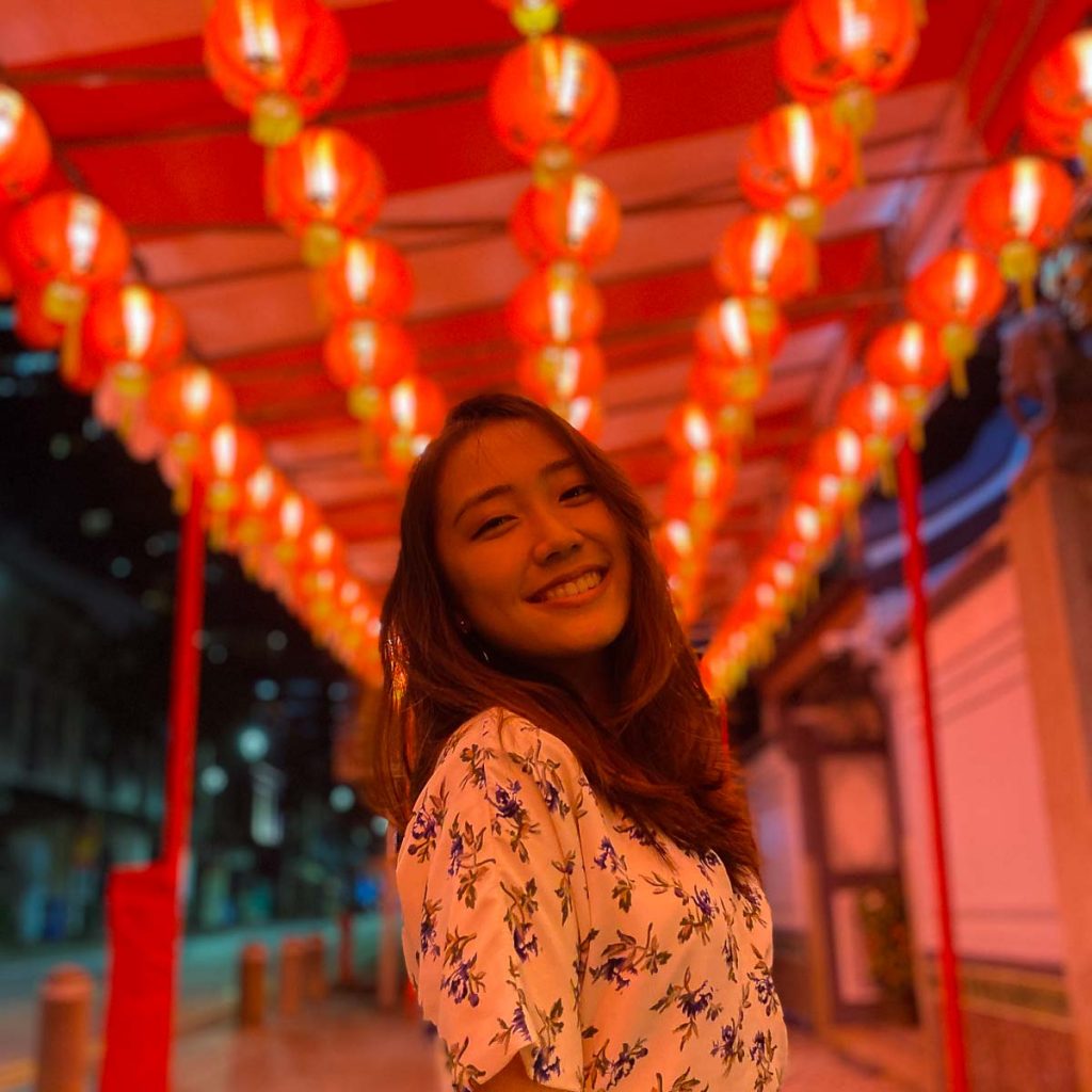 Girl posing at Thian Hock Keng Temple - Instagrammable spots in Singapore