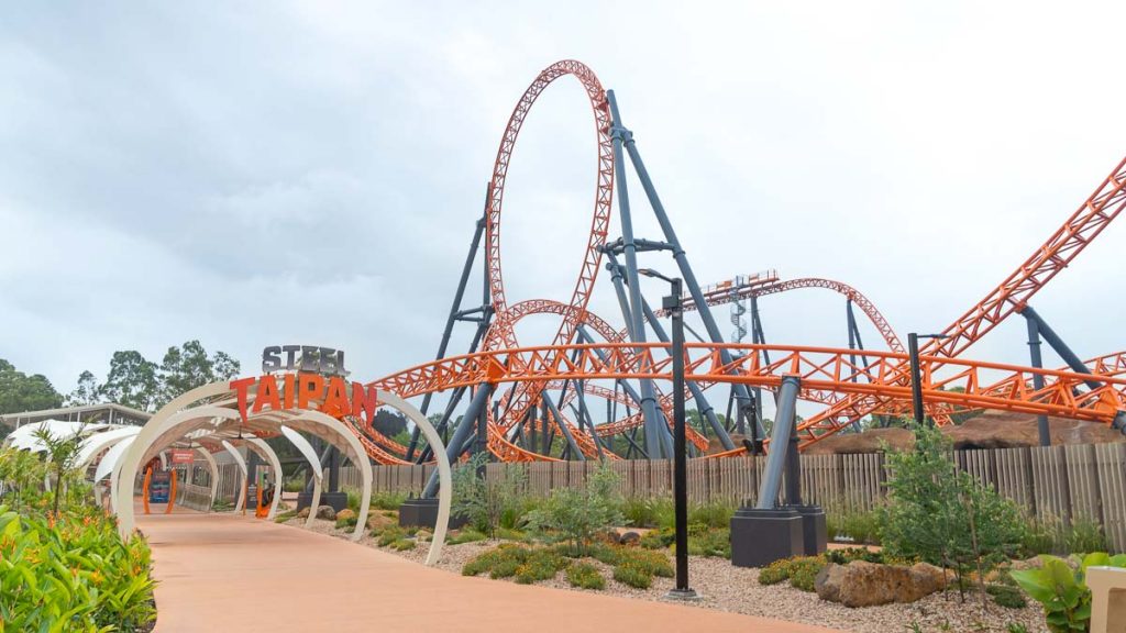 Rollercoaster in Dreamworld - Queensland Travel Guide