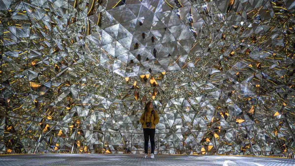 Swarovski Crystal Worlds Chambers of Wonder Crystal Dome - Things to do in Innsbruck