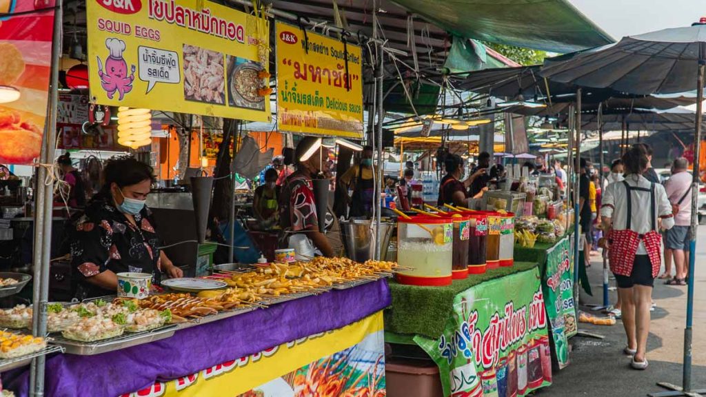 Chatuchak Weekend Market Street Food - Bangkok Itinerary