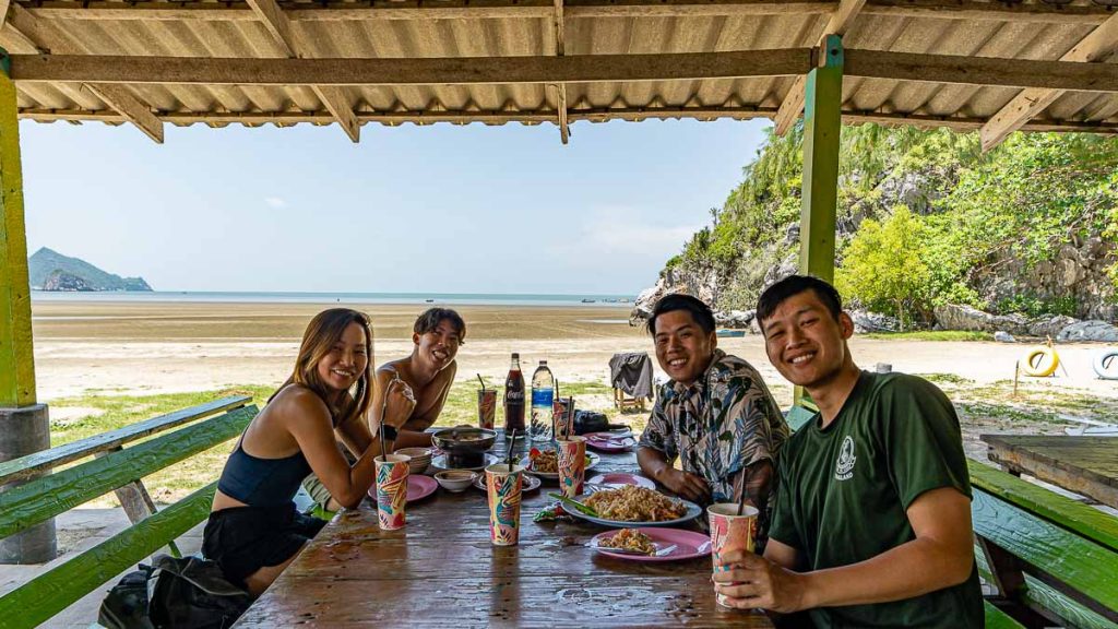 Phraya Nakhon Cave Lunch Near Carpark - Things to do in Hua Hin