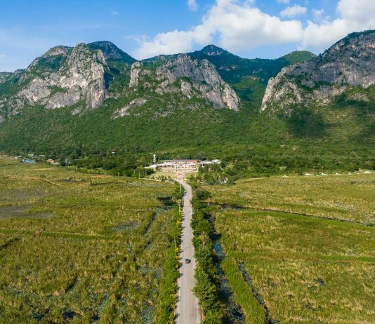 Thailand Road Trip Guide: 5 Epic Ideas Under 3hrs from Bangkok Featured - Thailand Road Trip