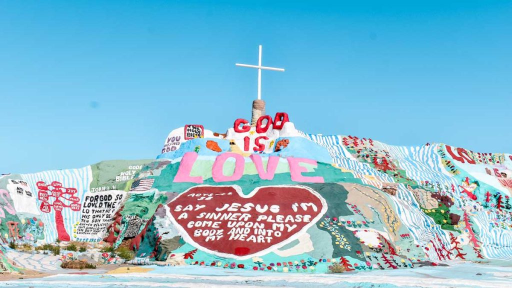 Salvation Mountain - Driving in Palm Springs 