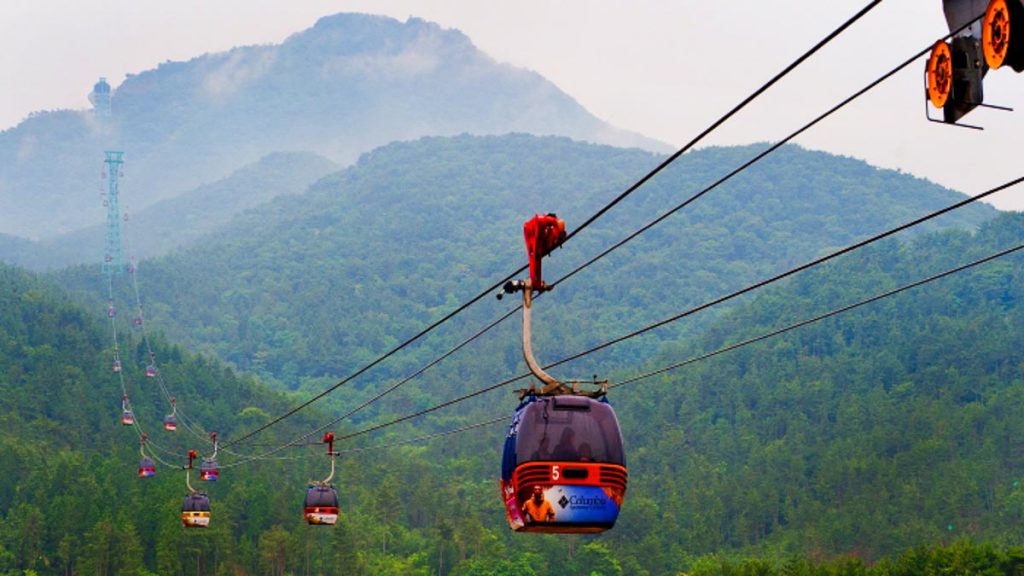 Tongyeong Cable Car near Mountain - Busan Hidden Gems