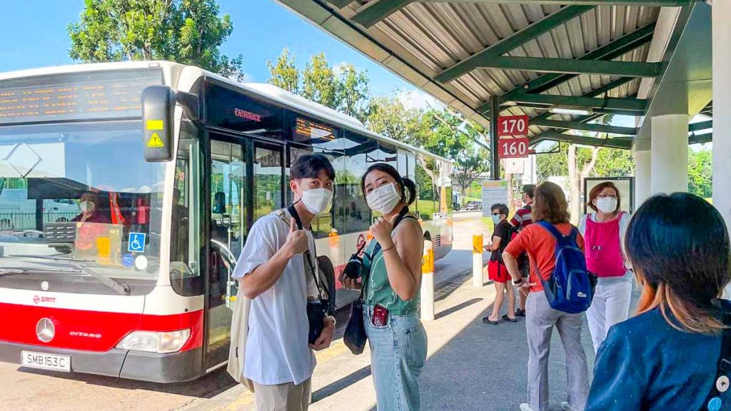 Arrêt de bus Kranji pour prendre le bus public jusqu'à JB - Visiter Johor depuis Singapour