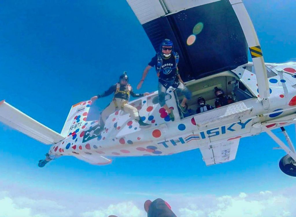 Skydiving in Pattaya - Thai Skydive Adventures