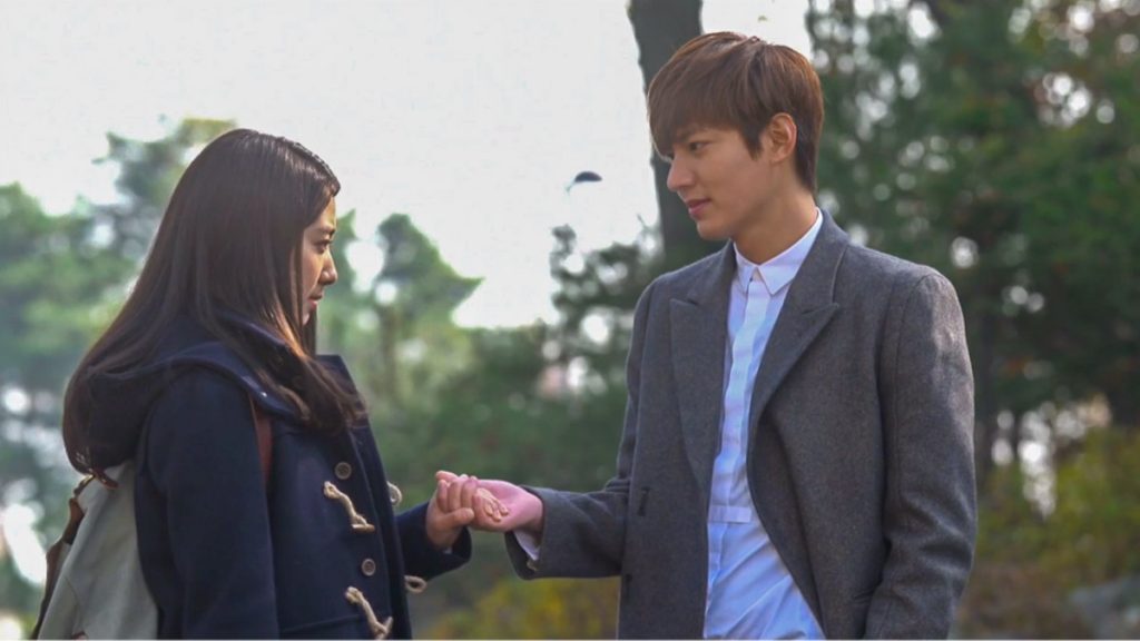 Couple holding hands - K-dramas