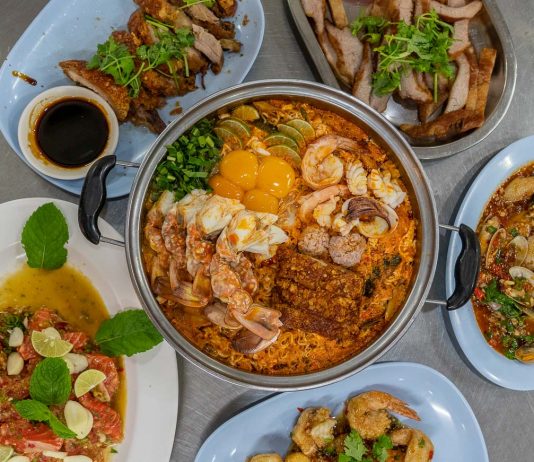 Bangkok Food Guide — 9 Street Food Stalls Most Recommended by Locals Featured - Bangkok Food Guide