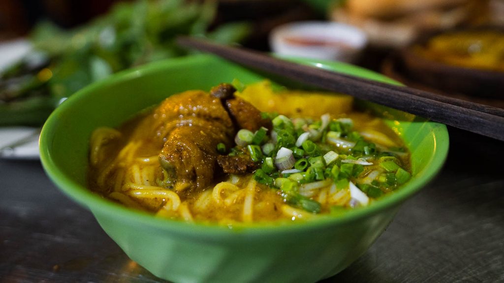 Chicken curry noodles from Curry Chaaa Da Lat - Southern Vietnam Food Guide