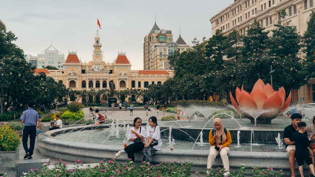 Nguyen Hue Walking Street Music Fountain - Best Things to do in Ho Chi Minh