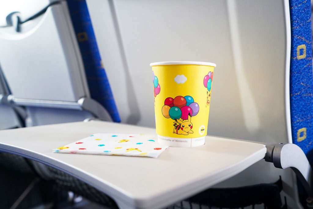 Paper cups with pokemon designs - Scoot Pokemon Pikachu Jet Tr