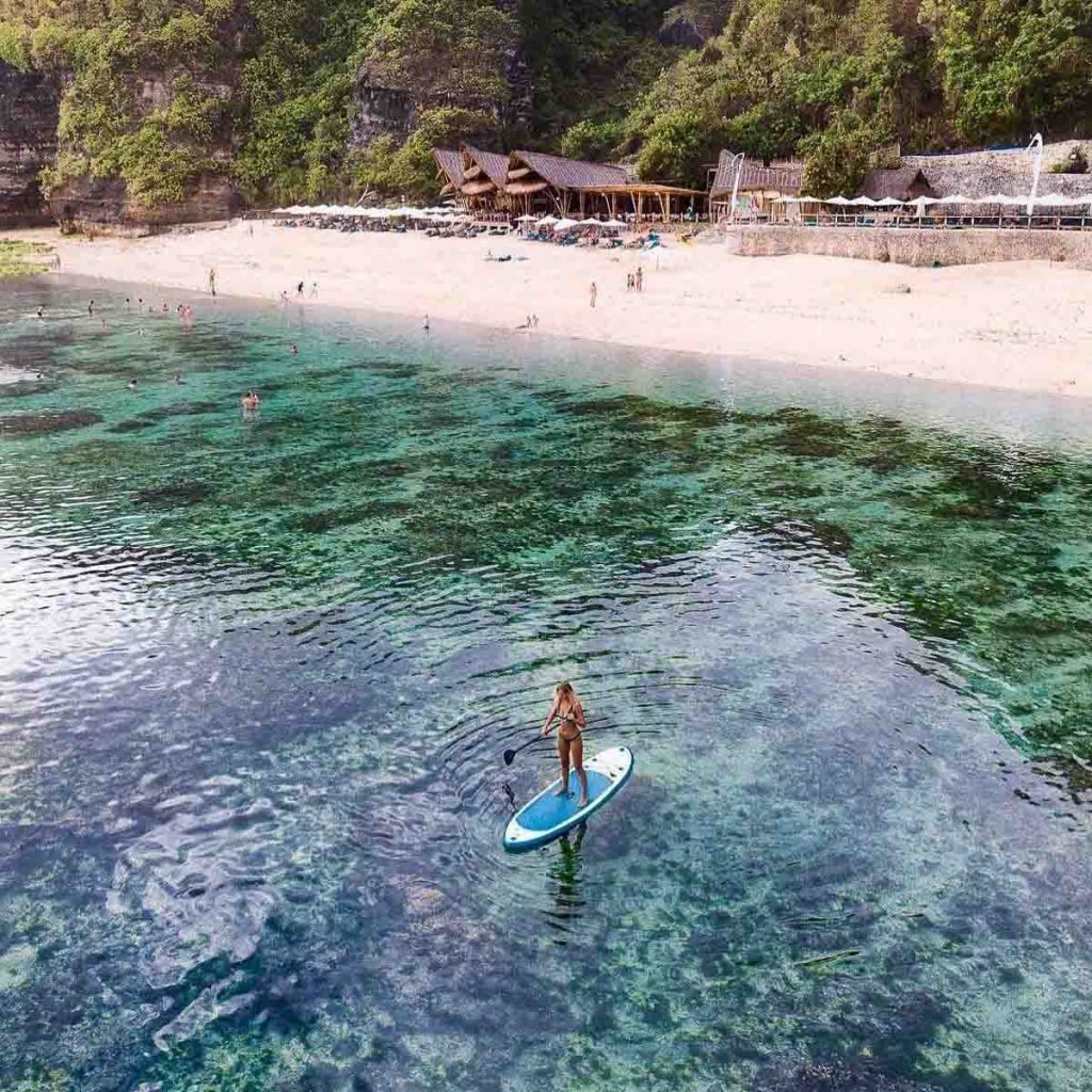 Sundays Beach Club Paddle Boarding - Beach clubs in Bali