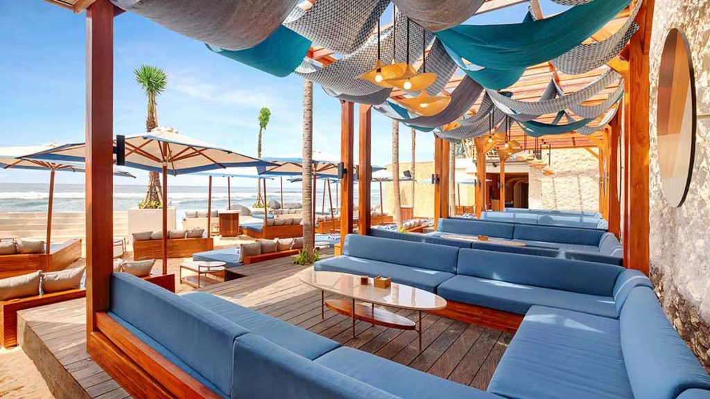 TT beach club deck - Beach clubs in Bali