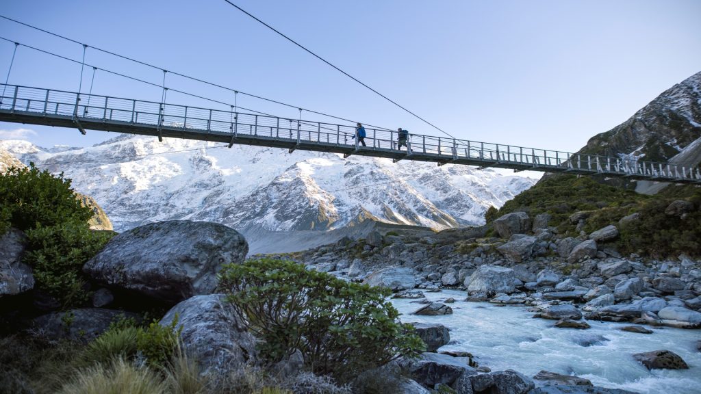 Hooker Valley Track Mount Cook - LOTR Hikes in New Zealand
