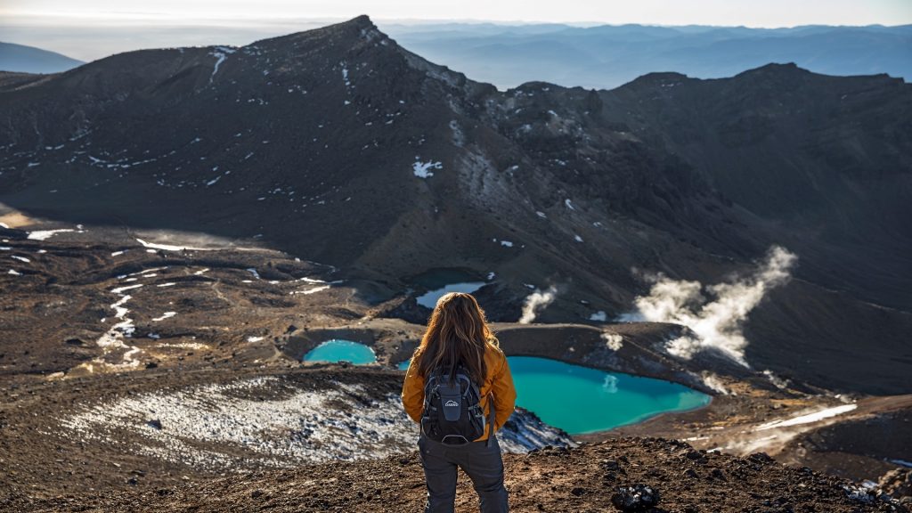 Tongariro Alpine Crossing Emerald Lakes - LOTR HIkes in New Zealand