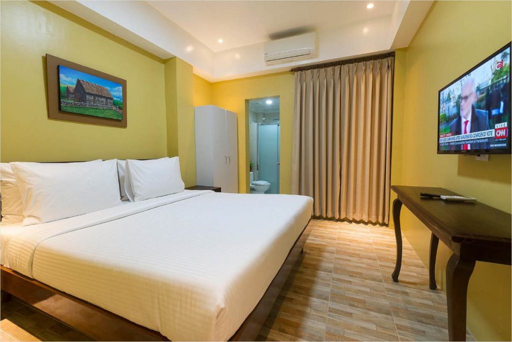 Rooms of Bernardo's Lantia Hotel - Accommodation