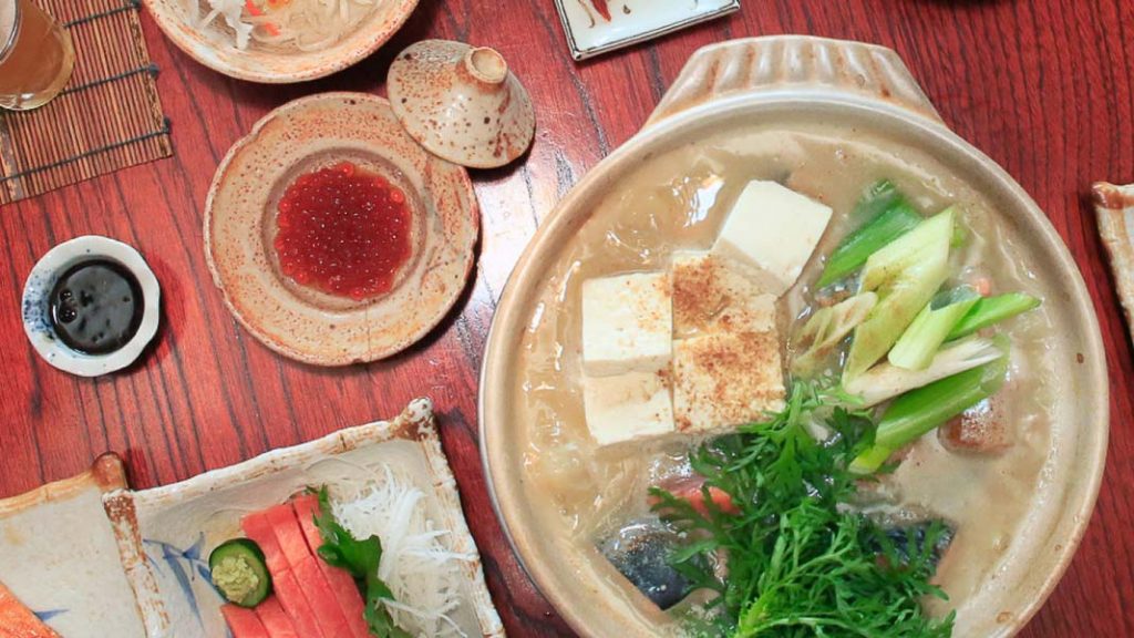 Ishikari City Ishikari Nabe at Kindaitei - Hokkaido Food Guide