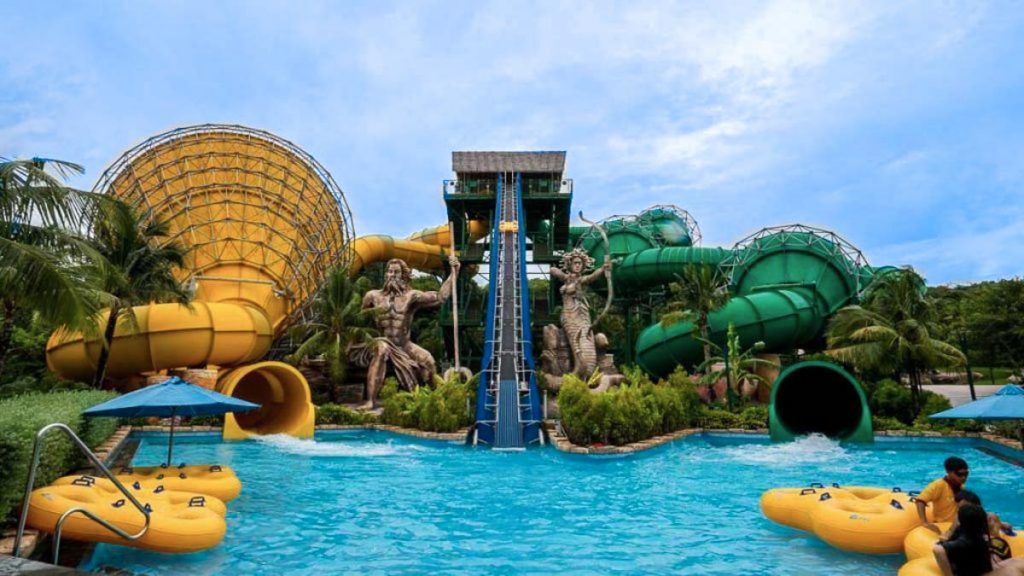 Aquatopia Water Park Sun World Phu Quoc - Getaways from Singapore